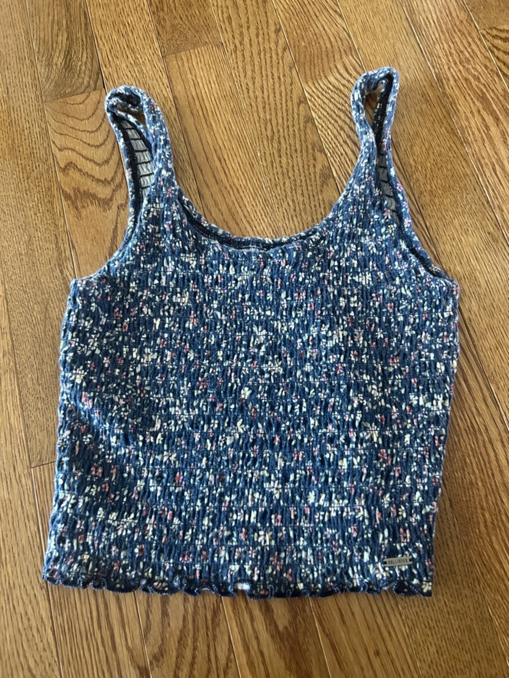Women’s Hollister Cropped Smocked Top